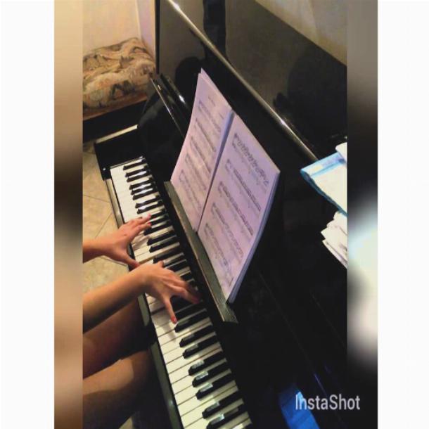 Баста  моя игра на пианино